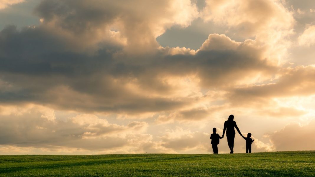 Single Moms and dads: What Are Your Finest Solo Parenting Tips?