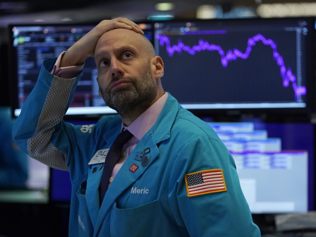 Bank stocks plunge after implosions at Silicon Valley Bank and Silvergate Capital send ‘shock waves’ through the sector